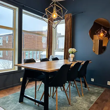 Apartament For Groups & Families - Free Parking & Near Attractions Tromsø