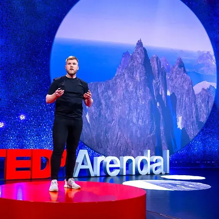 아파트 For Groups & Families - Free Parking & Near Attractions 트롬쇠