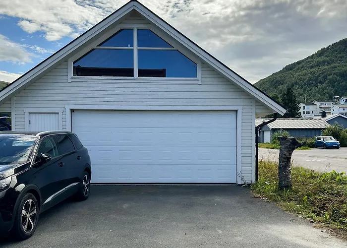 아파트 For Groups & Families - Free Parking & Near Attractions *